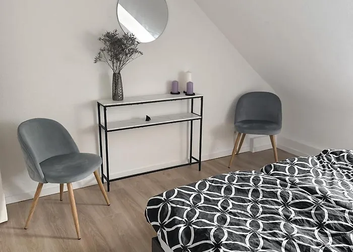 Gemuetliche Ueber Den Daechern Von *