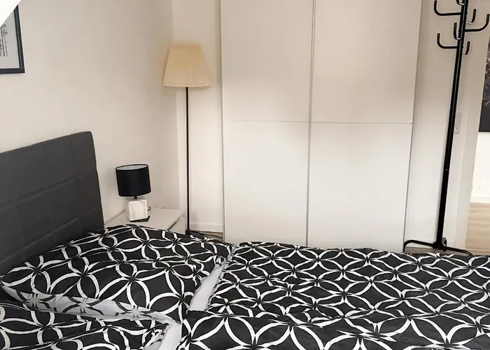 شقة Gemuetliche Ueber Den Daechern Von